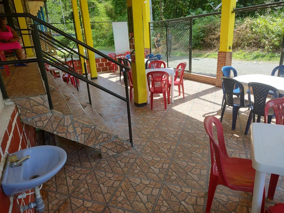 ホテル Casa Hospedaje Mayesty San Cipriano エクステリア 写真